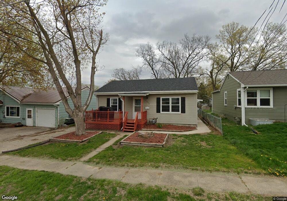 1006 W 3rd St S, Newton, IA 50208 - photo 1