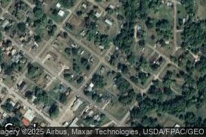 512 Church St, Eldon, IA 52554