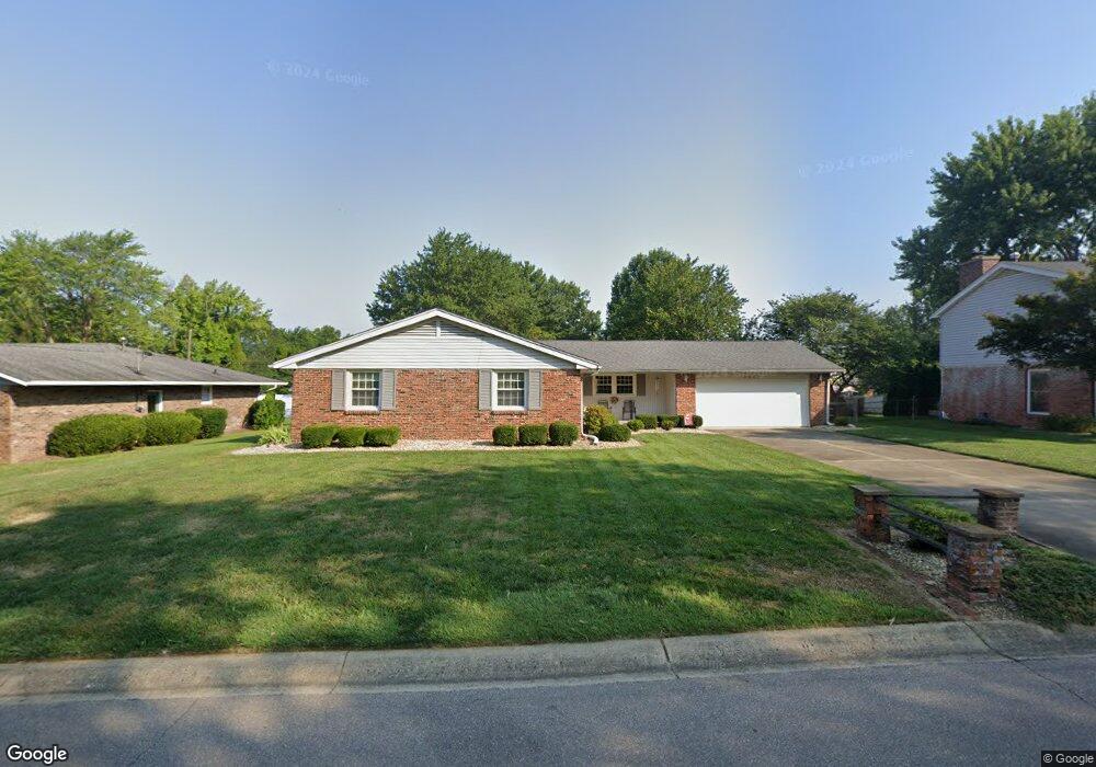 3840 Lantern Ln, Columbus, IN 47203 - photo 1