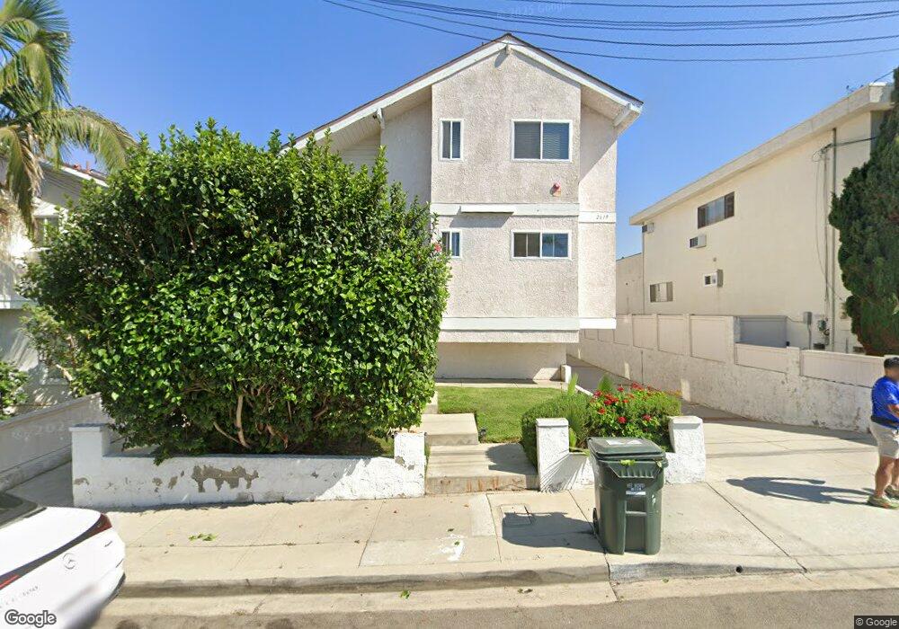 2619 Vanderbilt Ln unit C, Redondo Beach, CA 90278 - photo 1