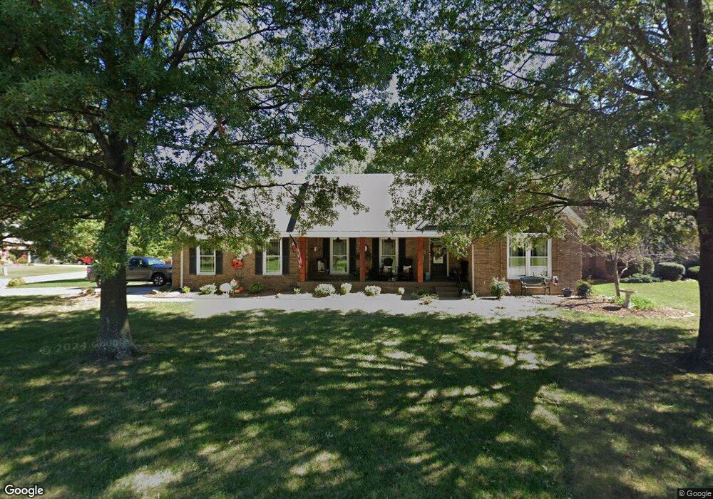 7408 Crabtree Dr, Louisville, KY 40228 - photo 1