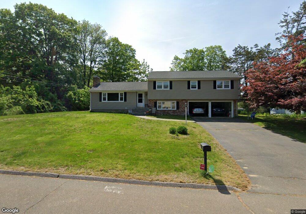 11 Tahoe Cir, Trumbull, CT 06611 - photo 1