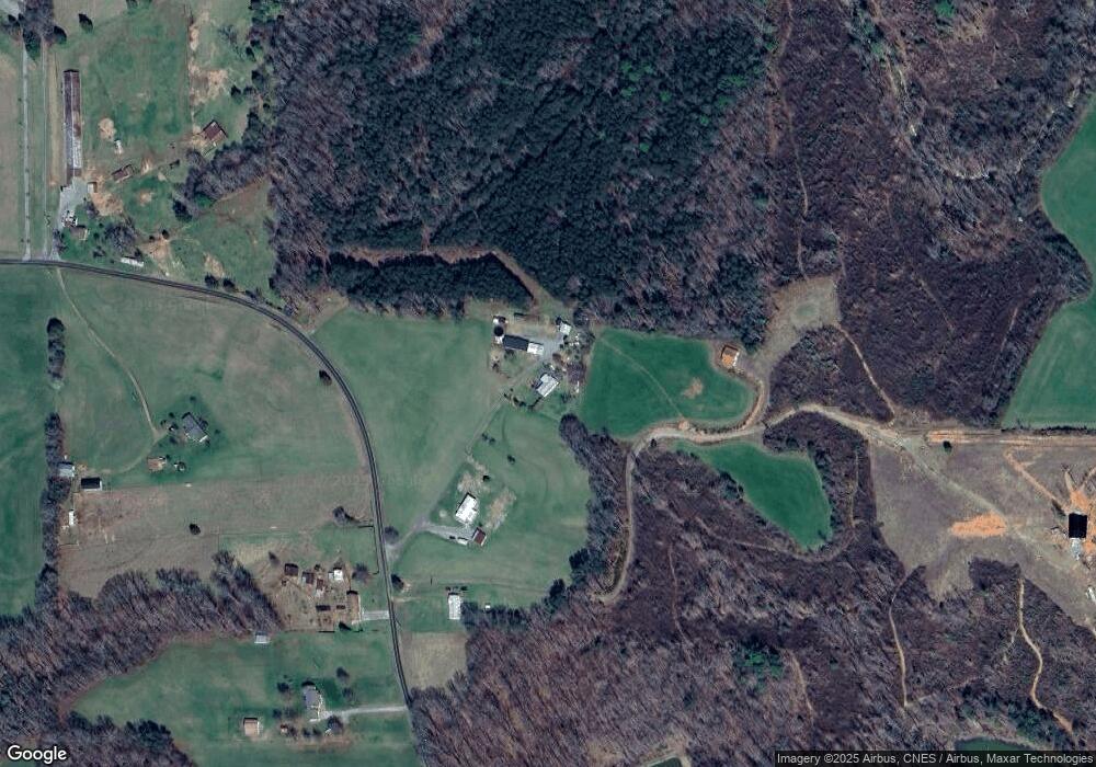 132 Dishman Ridge Ln, Hiddenite, NC 28636 - photo 1