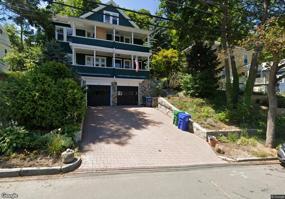 61 Ripley St unit 61, Newton Center, MA 02459 - photo 1