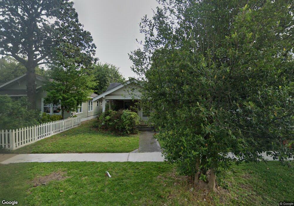 802 Le Green St, Houston, TX 77008 - photo 1