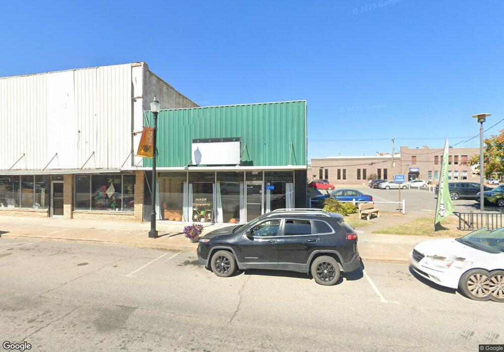 115 E Graham Ave, Pryor, OK 74361 - photo 1