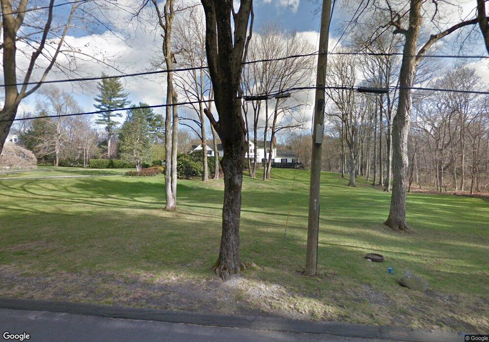 25 Pheasant Ln, Greenwich, CT 06830 - photo 1