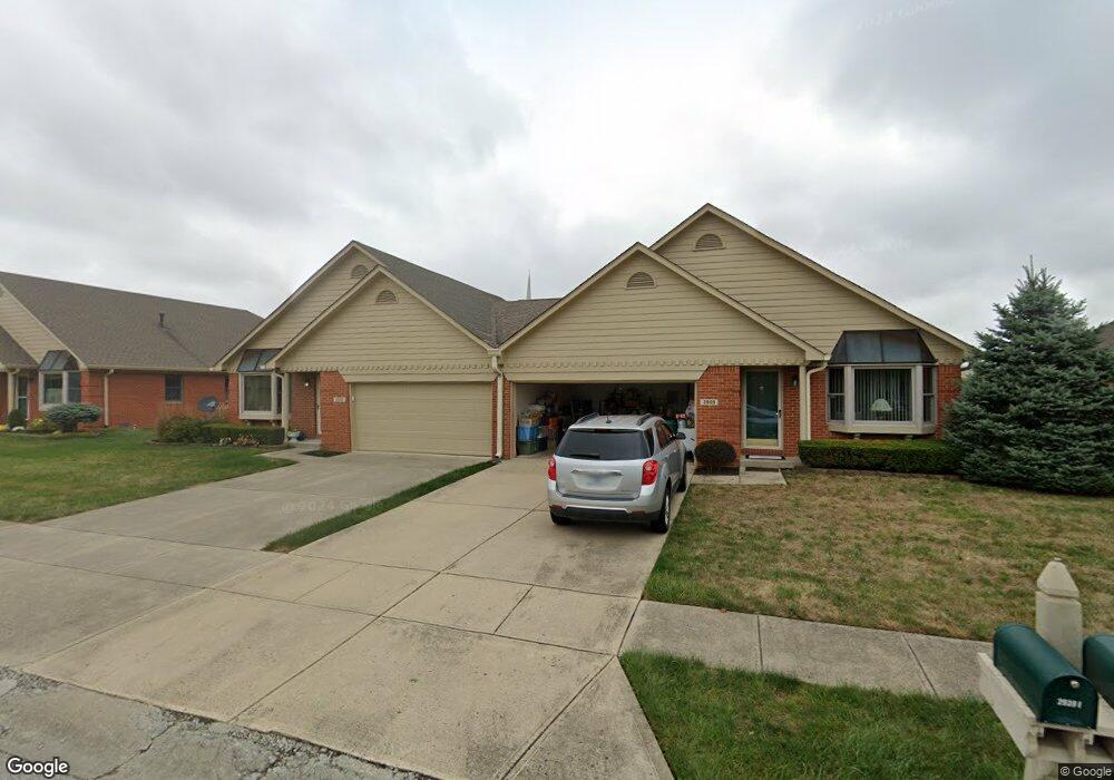 2959 Colony Lake East Dr, Plainfield, IN 46168 - photo 1