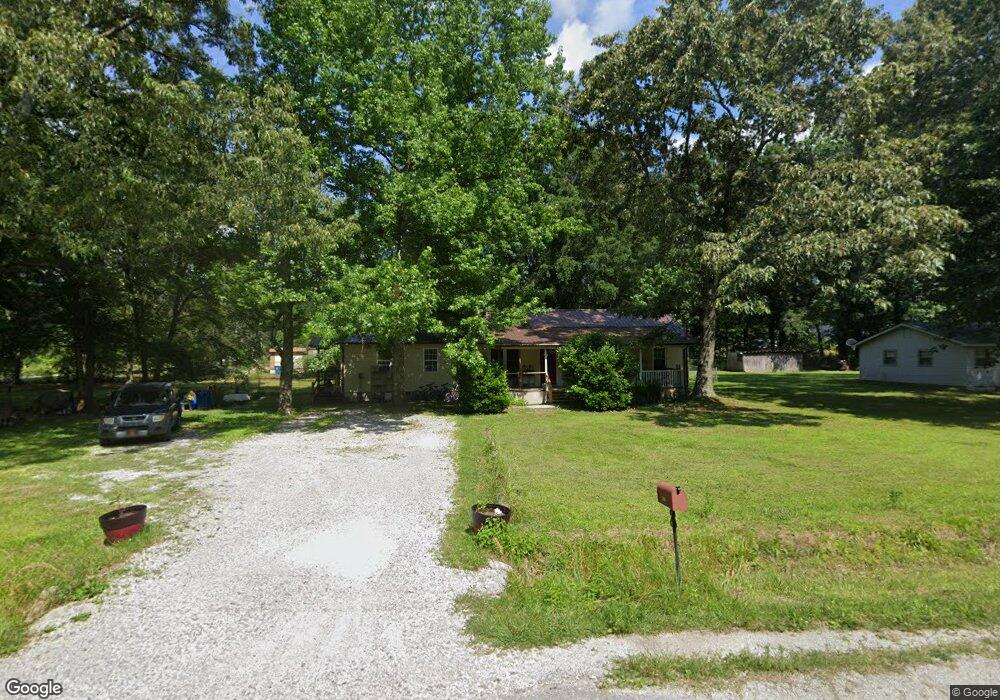 1300 Kingsway Ln, Manchester, TN 37355 - photo 1