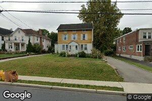 32 W Mill Rd, Flourtown, PA 19031