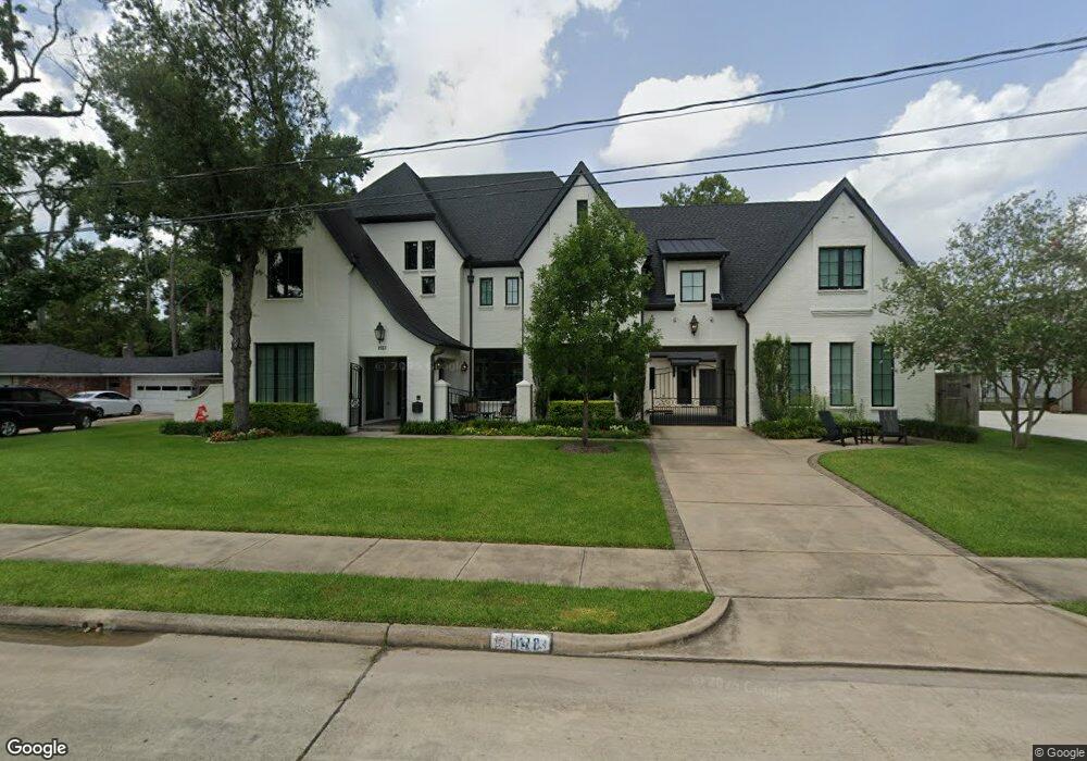 1413 Huge Oaks St, Houston, TX 77055 - photo 1