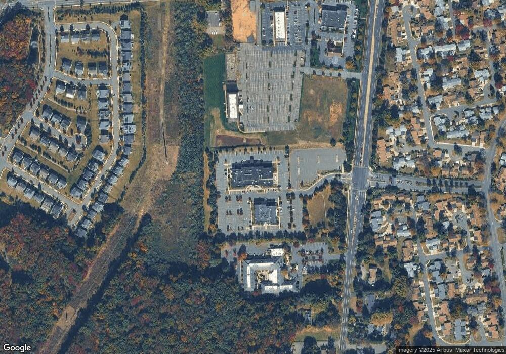 298 Applegarth Rd unit 480A, Monroe Township, NJ 08831 - photo 1