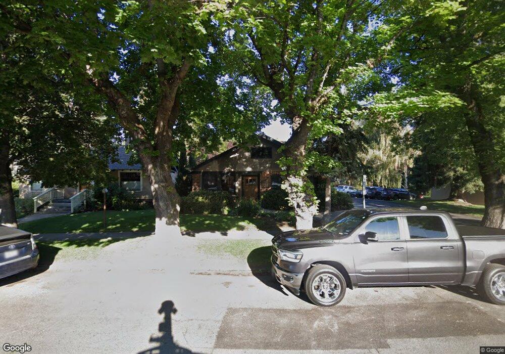 725 NW Broadway St, Bend, OR 97703 - photo 1