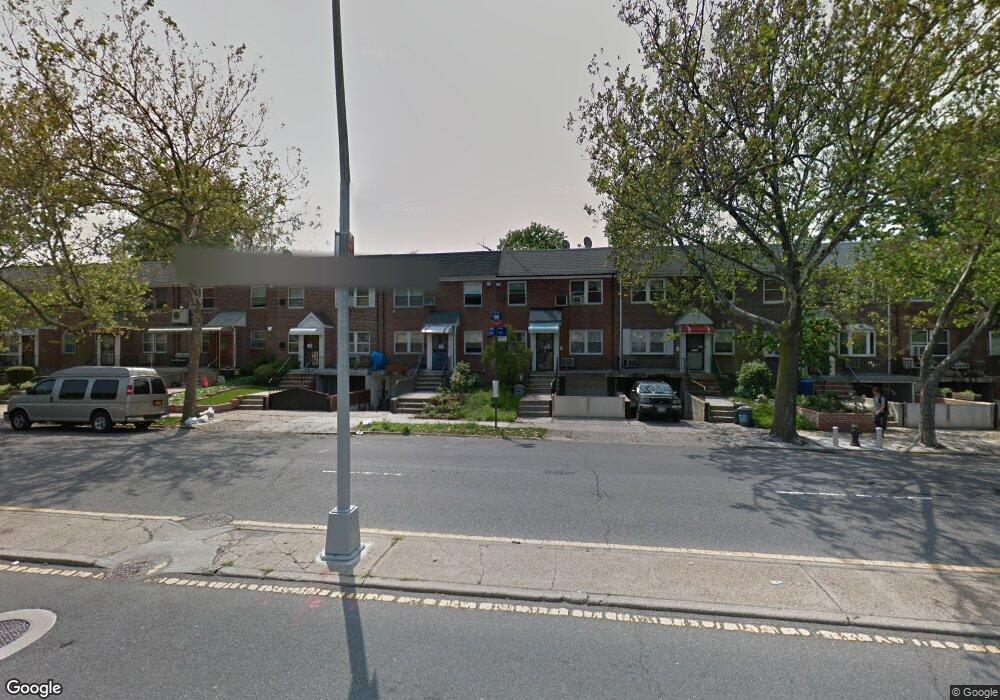 6714 Utopia Pkwy, Fresh Meadows, NY 11365 - photo 1