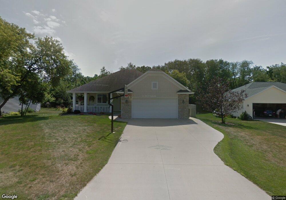 645 Lancaster Blvd, Zumbrota, MN 55992 - photo 1