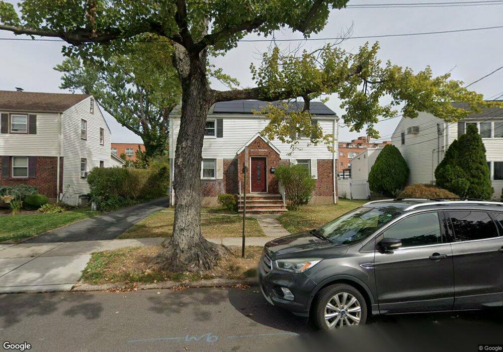 19 Macarthur Ave, Hasbrouck Heights, NJ 07604 - photo 1