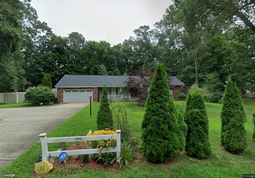 11 Bog Meadow Rd, Norwich, CT 06360 - photo 1