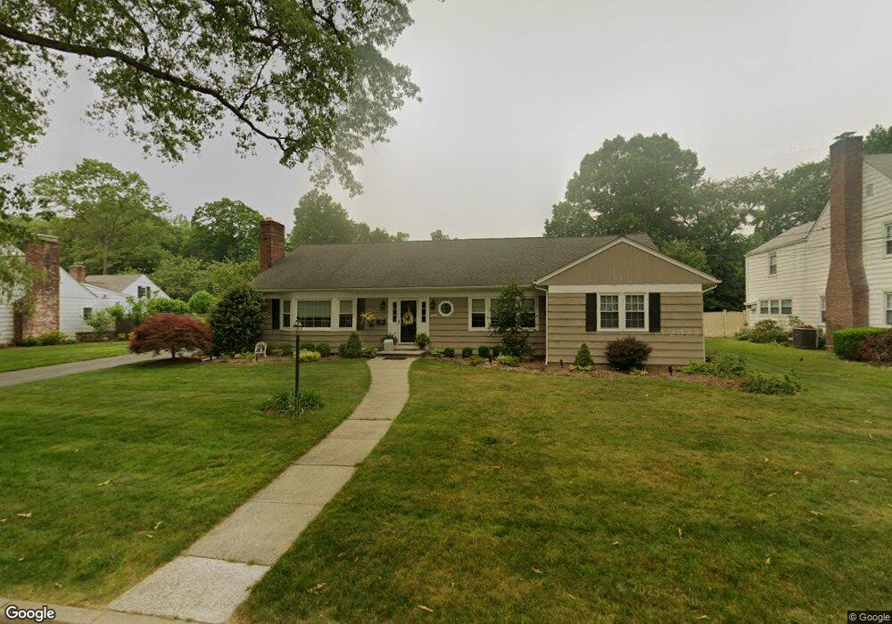 32 Westwood Rd, Fairfield, CT 06825 - photo 1