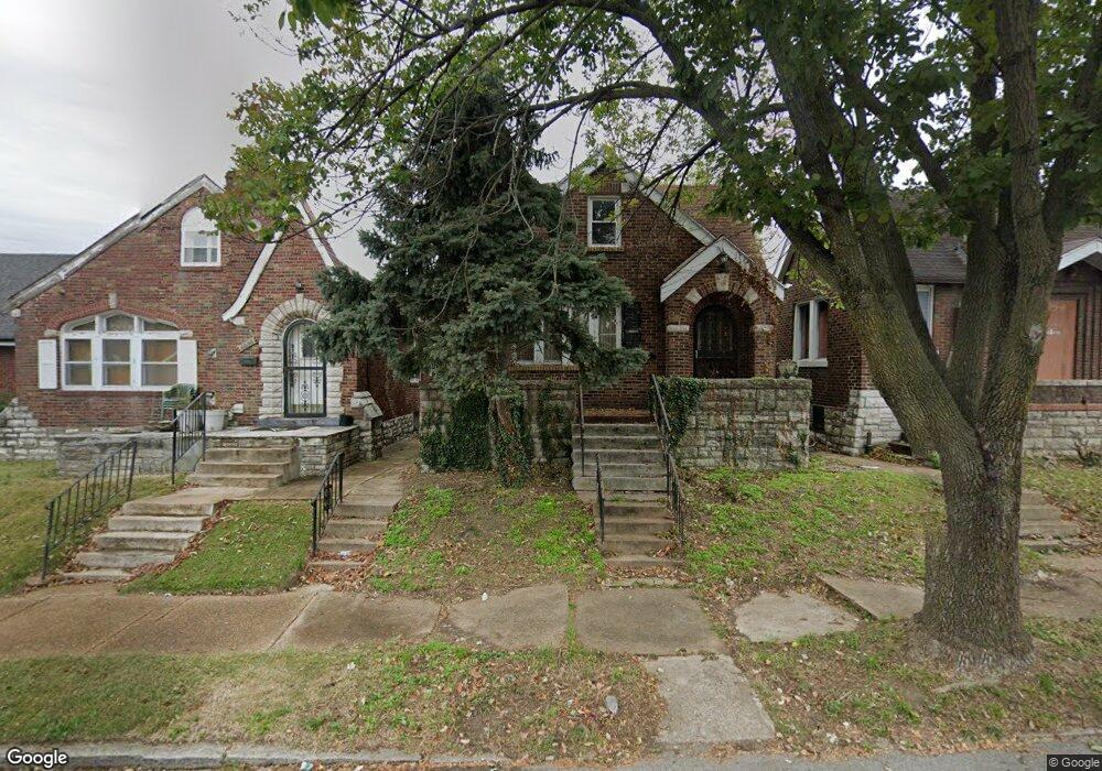 4650 Lee Ave, Saint Louis, MO 63115 - photo 1