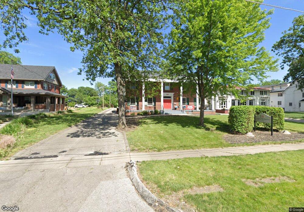 1243 34th St, Des Moines, IA 50311 - photo 1