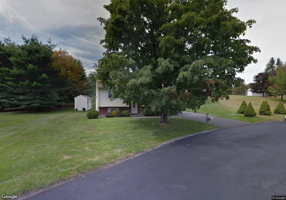 17 Pheasant Run Ct, Feeding Hills, MA 01030 - photo 1