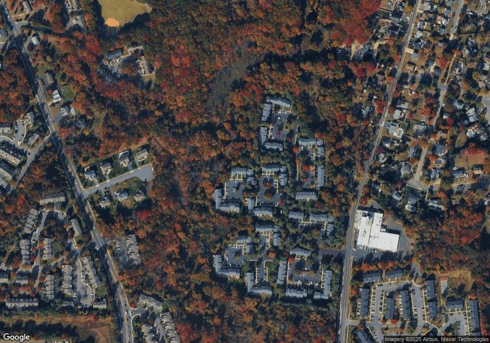 101 Cranbrook Ct, Holmdel, NJ 07733 - photo 1