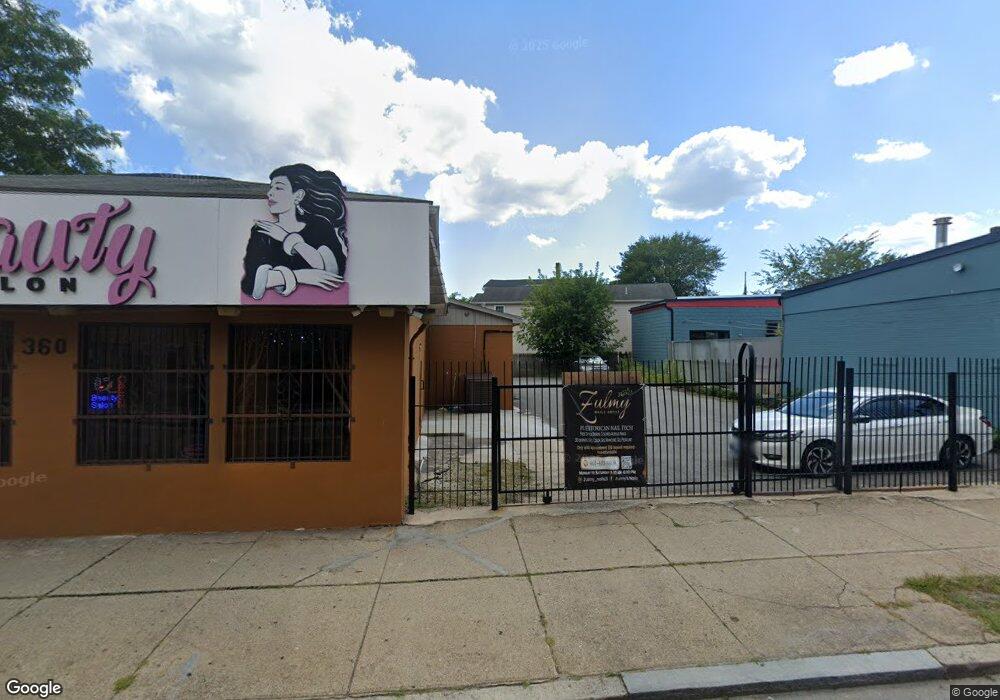 368 Cranston St, Providence, RI 02907 - photo 1