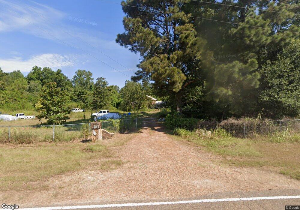 105 Old Country Club Rd, Natchez, MS 39120 - photo 1