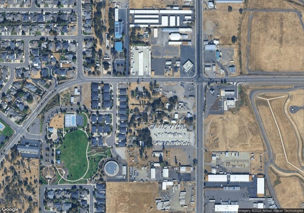 206 Wells Rd, Central Point, OR 97502 - photo 1