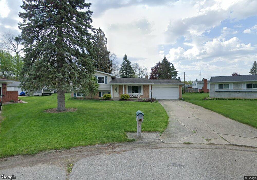 4402 St Martins Cir, Flint, MI 48507 - photo 1