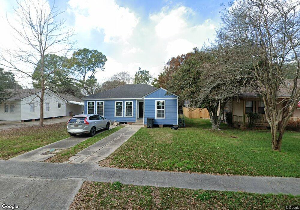 335 Indest St, New Iberia, LA 70563 - photo 1
