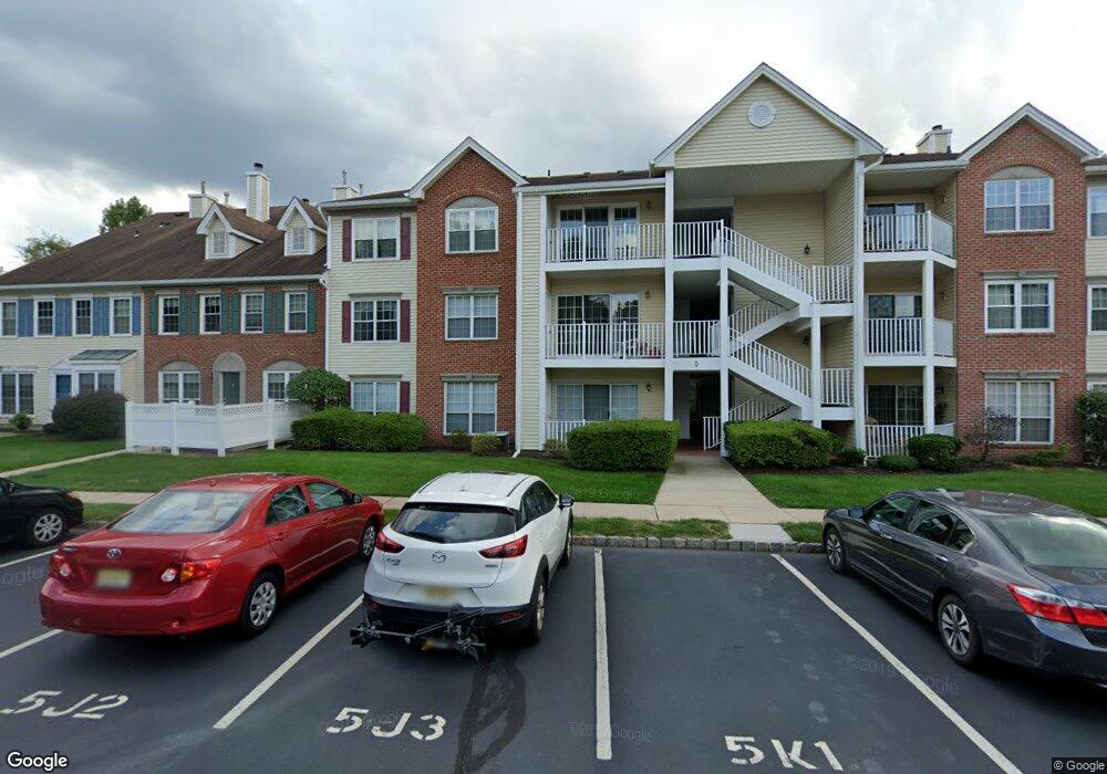 512 Red Crest Ln, Branchburg, NJ 08876 - photo 1