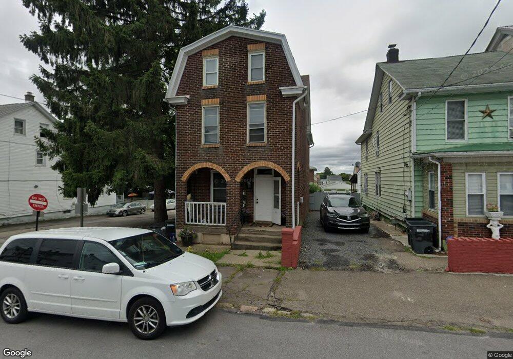 544 Arthur St, Hazleton, PA 18201 - photo 1