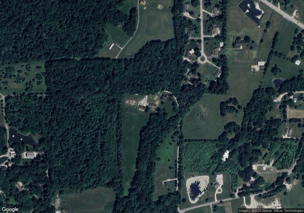 6070 Sarles Creek Rd, Floyds Knobs, IN 47119 - photo 1