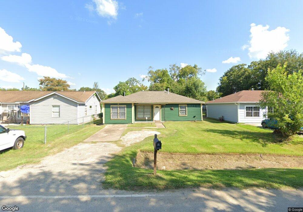 3001 Cedar Hill Ln, Houston, TX 77093 - photo 1