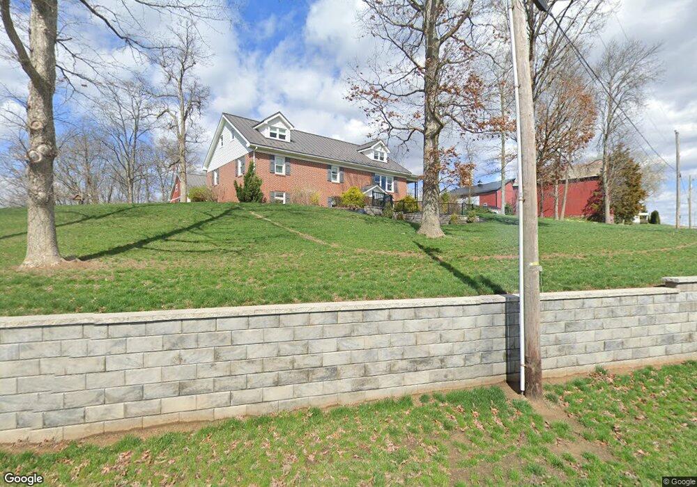 490 Frysville Rd, Ephrata, PA 17522 - photo 1