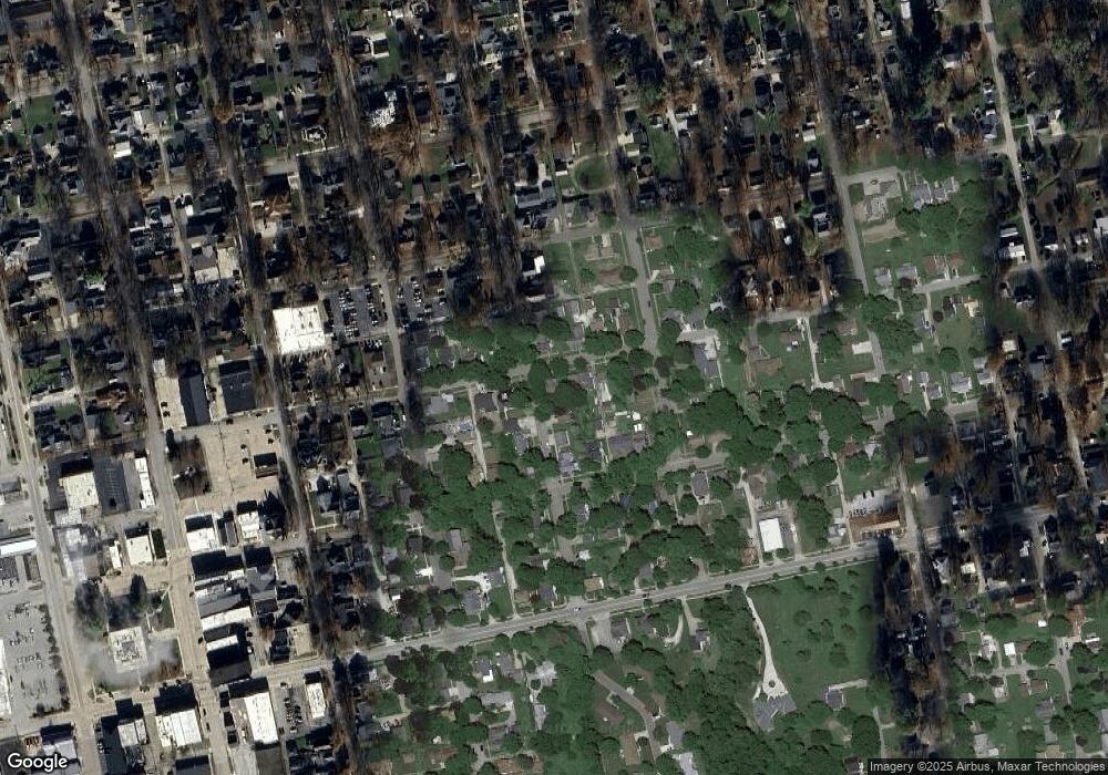 702 Jefferson St, Covington, IN 47932 - photo 1