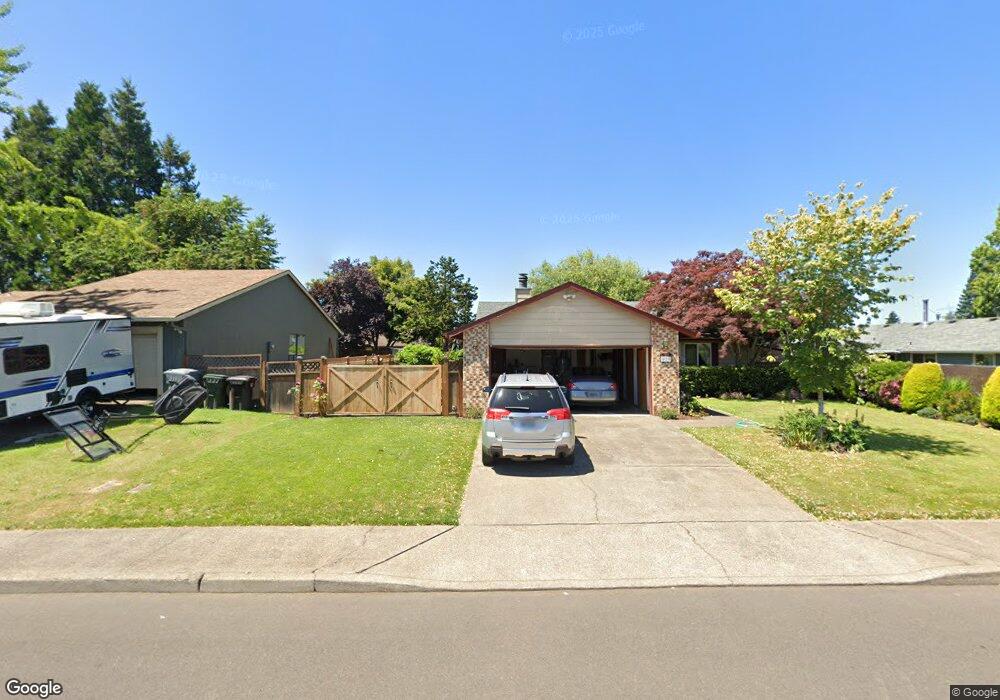 923 S Fir St, Canby, OR 97013 - photo 1