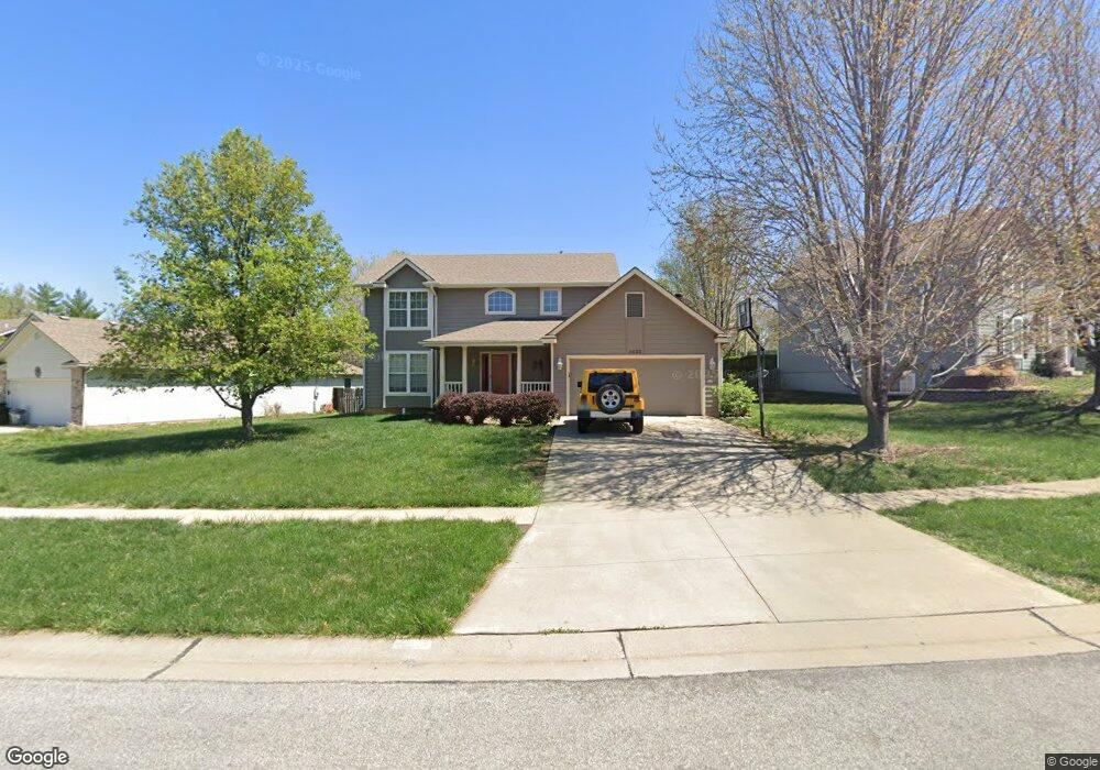 3422 SW Westport Dr, Topeka, KS 66614 - photo 1