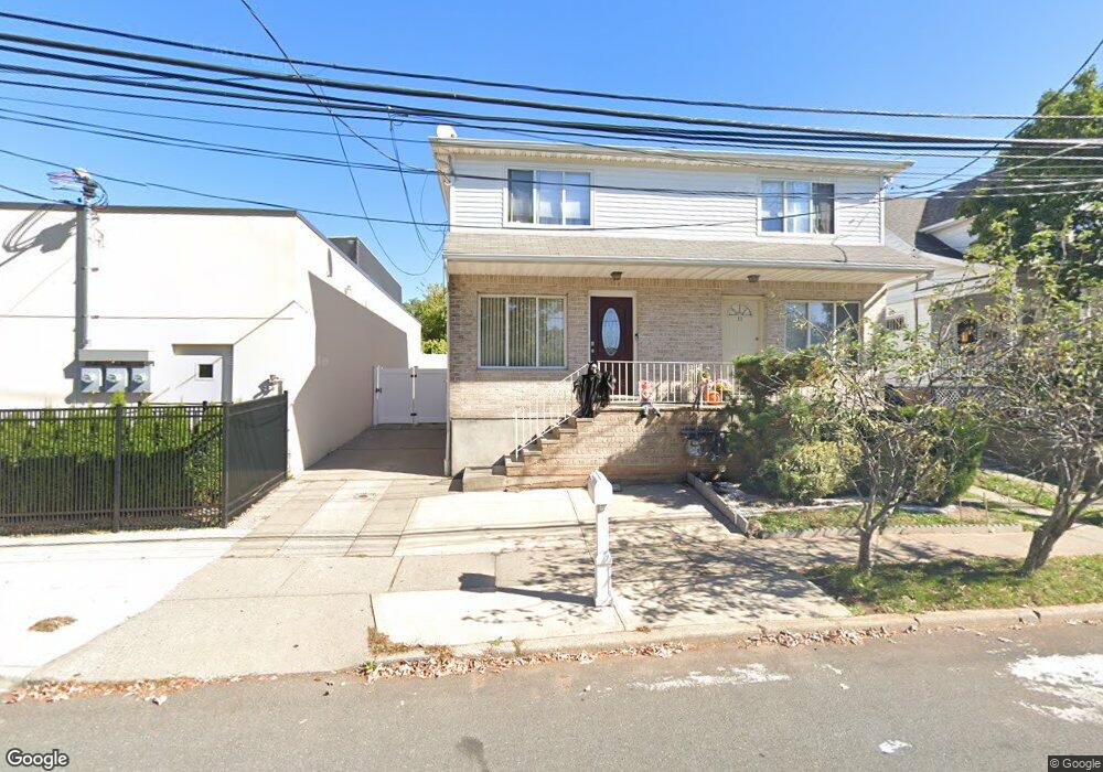 11 Seneca Ave, Staten Island, NY 10301 - photo 1