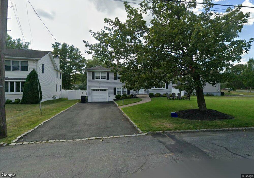 9 Emerson Dr, Livingston, NJ 07039 - photo 1