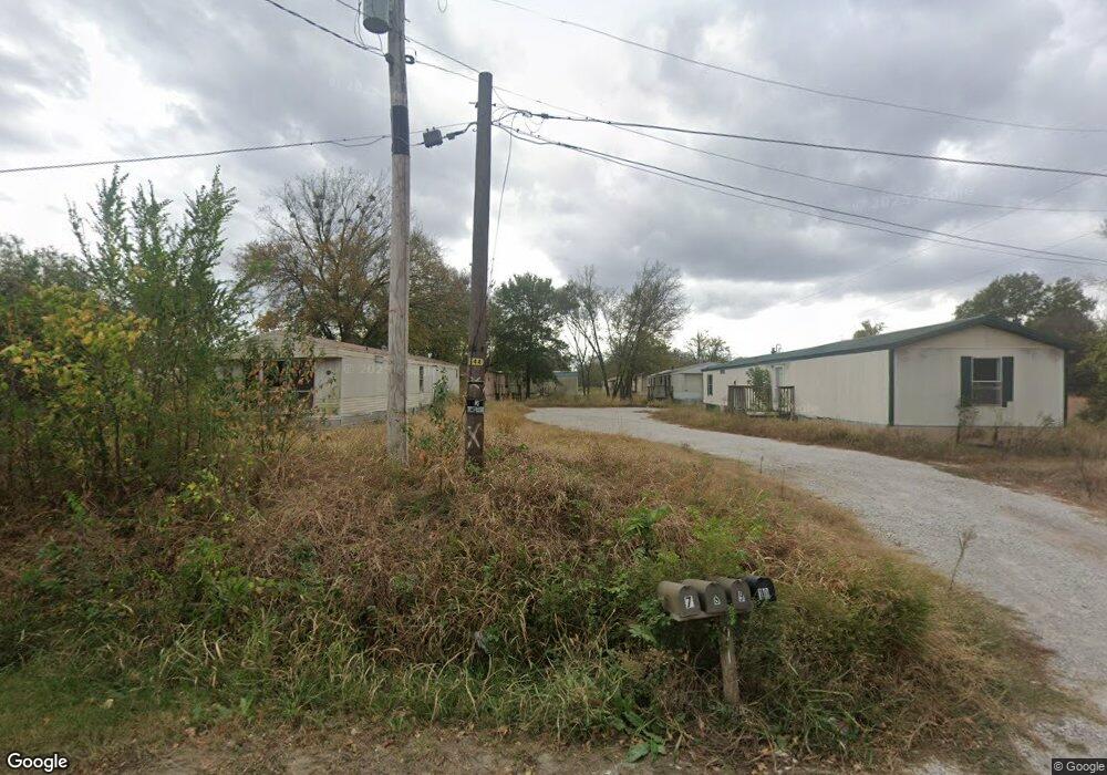 910 W Eufaula St, Okmulgee, OK 74447 - photo 1