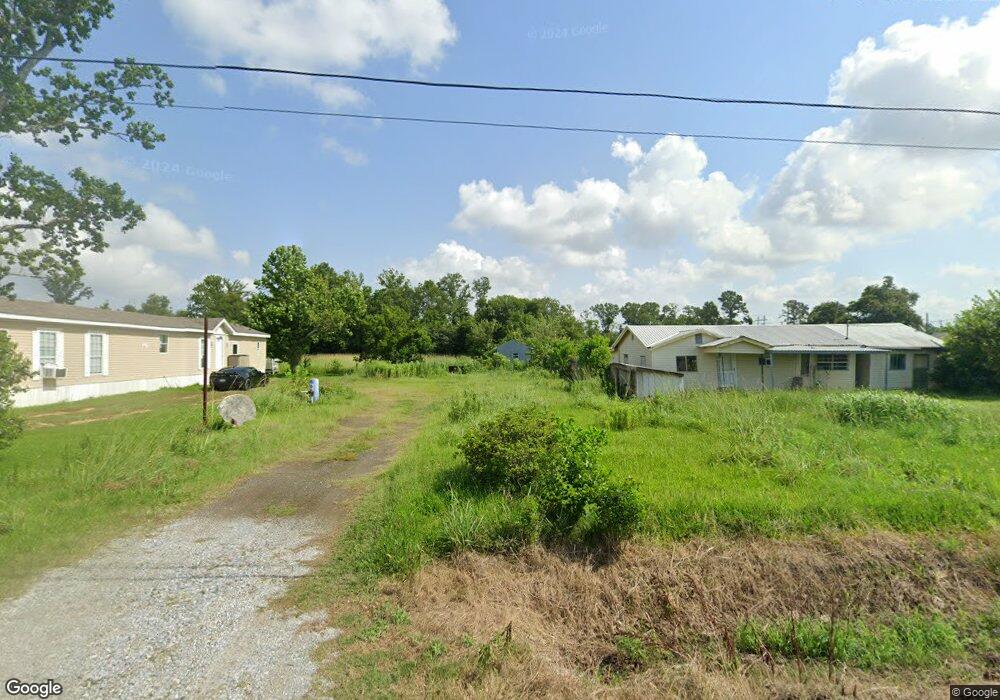 206 Tousaint Rd, Lake Charles, LA 70607 - photo 1