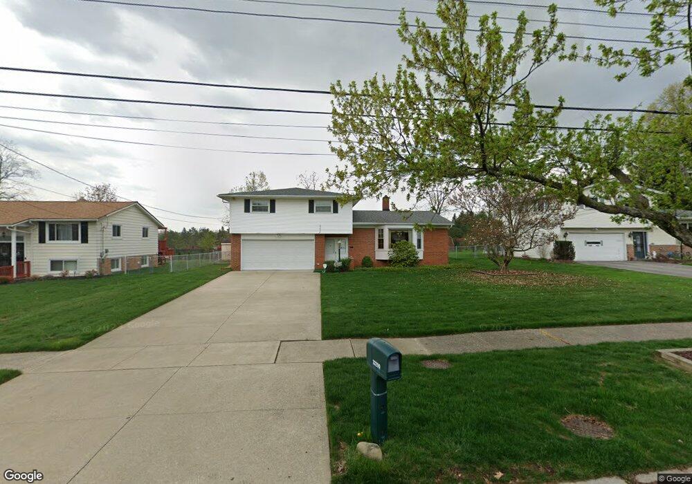 22290 Sandalwood Rd, Bedford, OH 44146 - photo 1