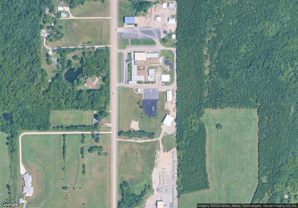 4948 SW Wanamaker Rd, Topeka, KS 66610 - photo 1