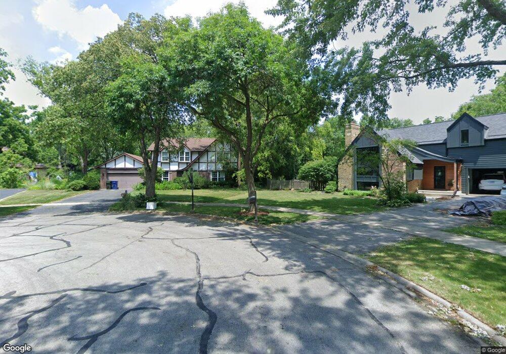 601 Count Fleet Ct, Naperville, IL 60540 - photo 1