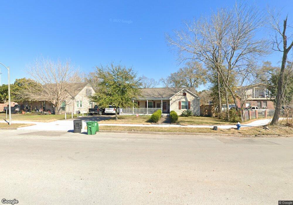 3919 Dover St, Houston, TX 77087 - photo 1