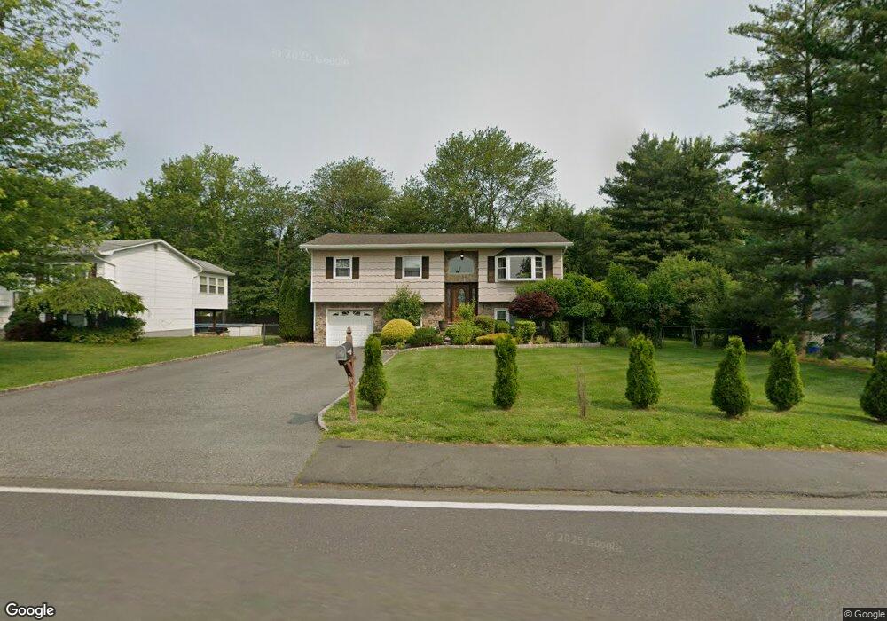 93 Lakewood Dr, Congers, NY 10920 - photo 1