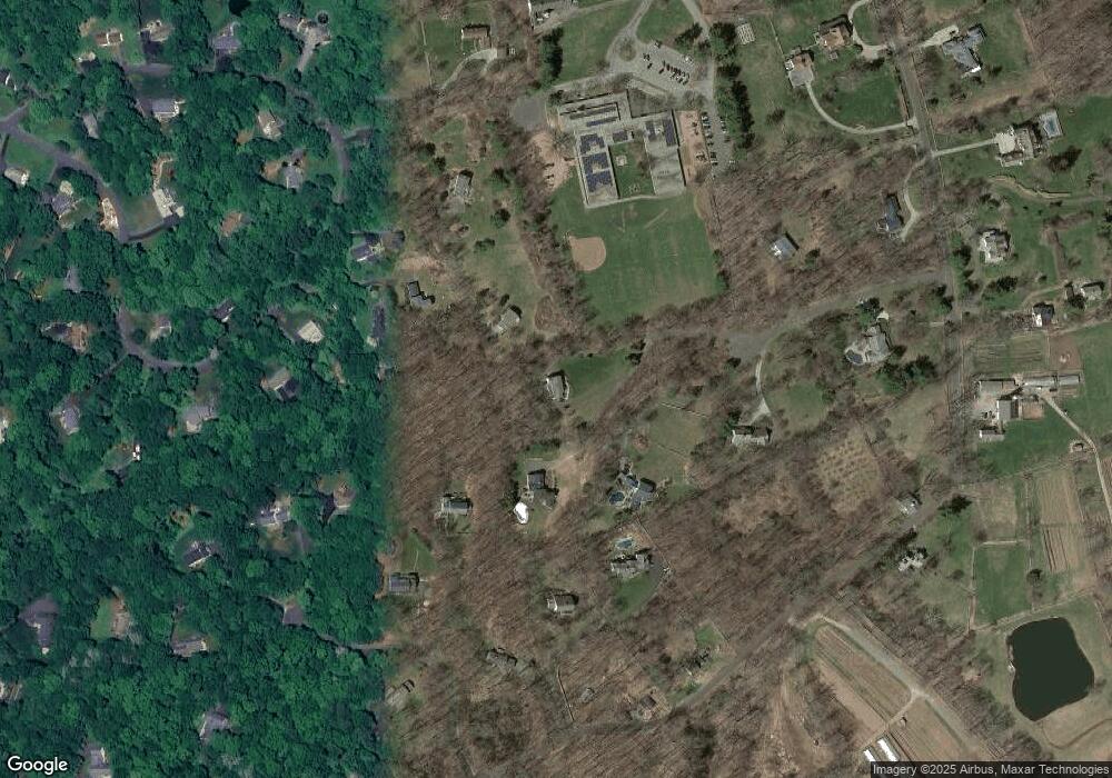 27 Hauley Place, Ridgefield, CT 06877 - photo 1