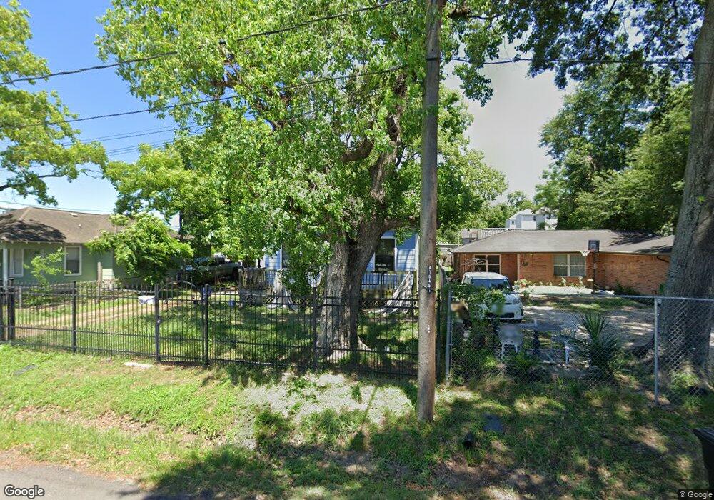 2416 Eastman St, Houston, TX 77009 - photo 1